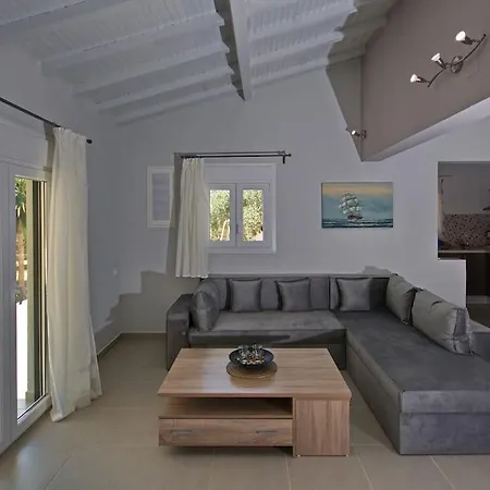 Aigaio Between The Aegean Blue And Olive Grove 別荘